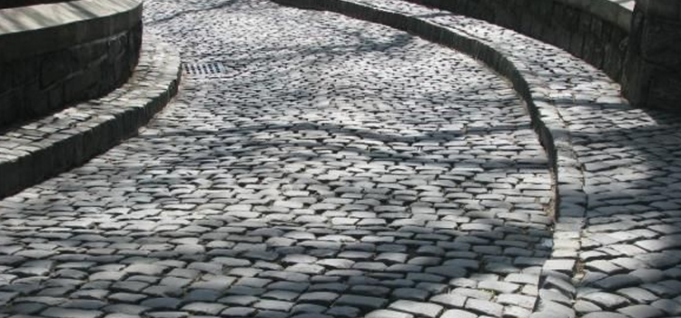 cobblestones driveway installation cost in Huntington Beach